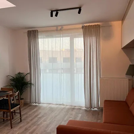 - Zwycieska Free Garage * Вроцлав