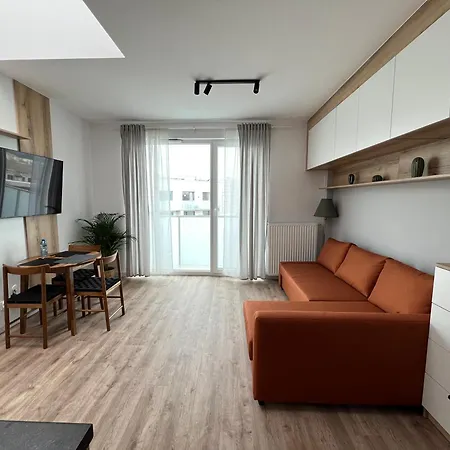 - Zwycieska Free Garage Апартаменты Вроцлав