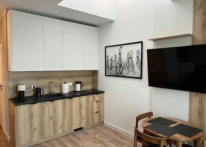 아파트 - Zwycieska Free Garage