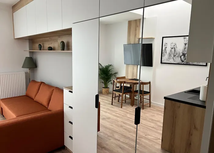 아파트 - Zwycieska Free Garage